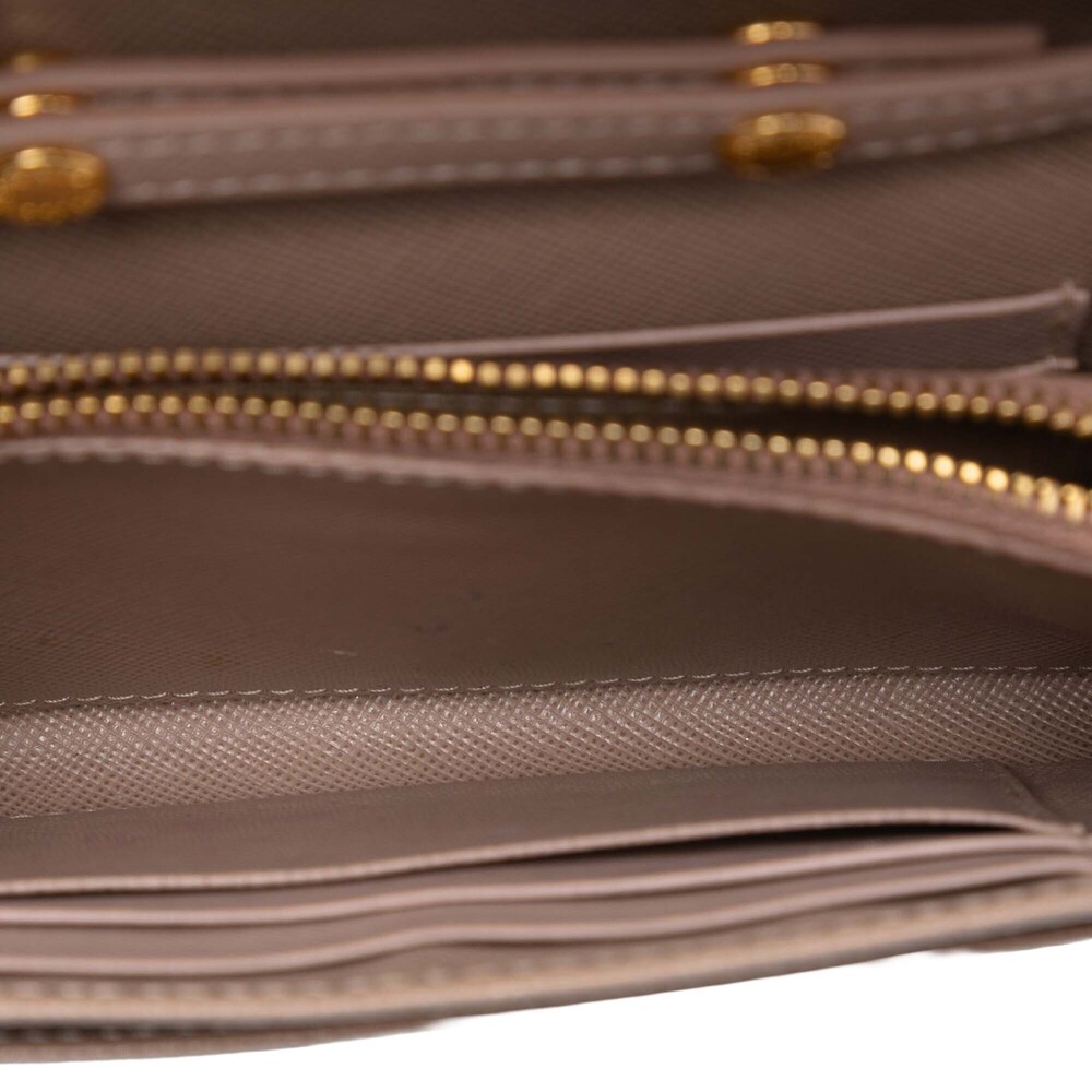 Pre-Loved Prada Saffiano Wallet on Strap - Picture 4 of 7